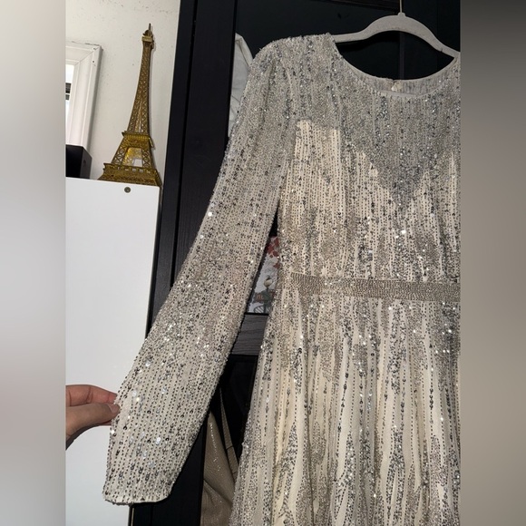 MAC DUGGAL High Neck Long Sleeve A Line Mini Dress - Size 8 - Picture 5 of 17